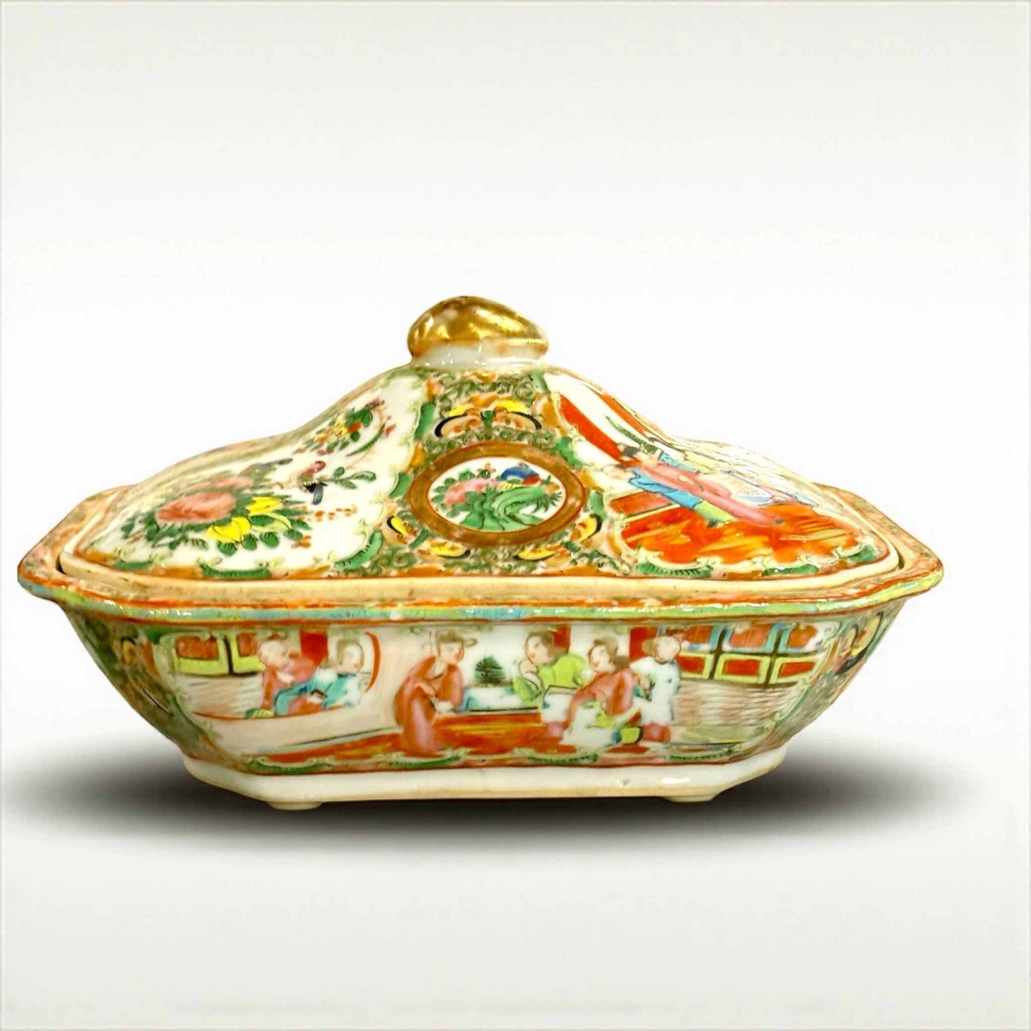 
                  
                    Chinese rose medallion, rectangular cover bowl 19th c. - Curated Home Decor
                  
                