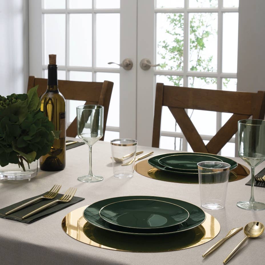 Round Emerald • Gold Plastic Plates | 10 Pack: 10.25" Dinner Plates
