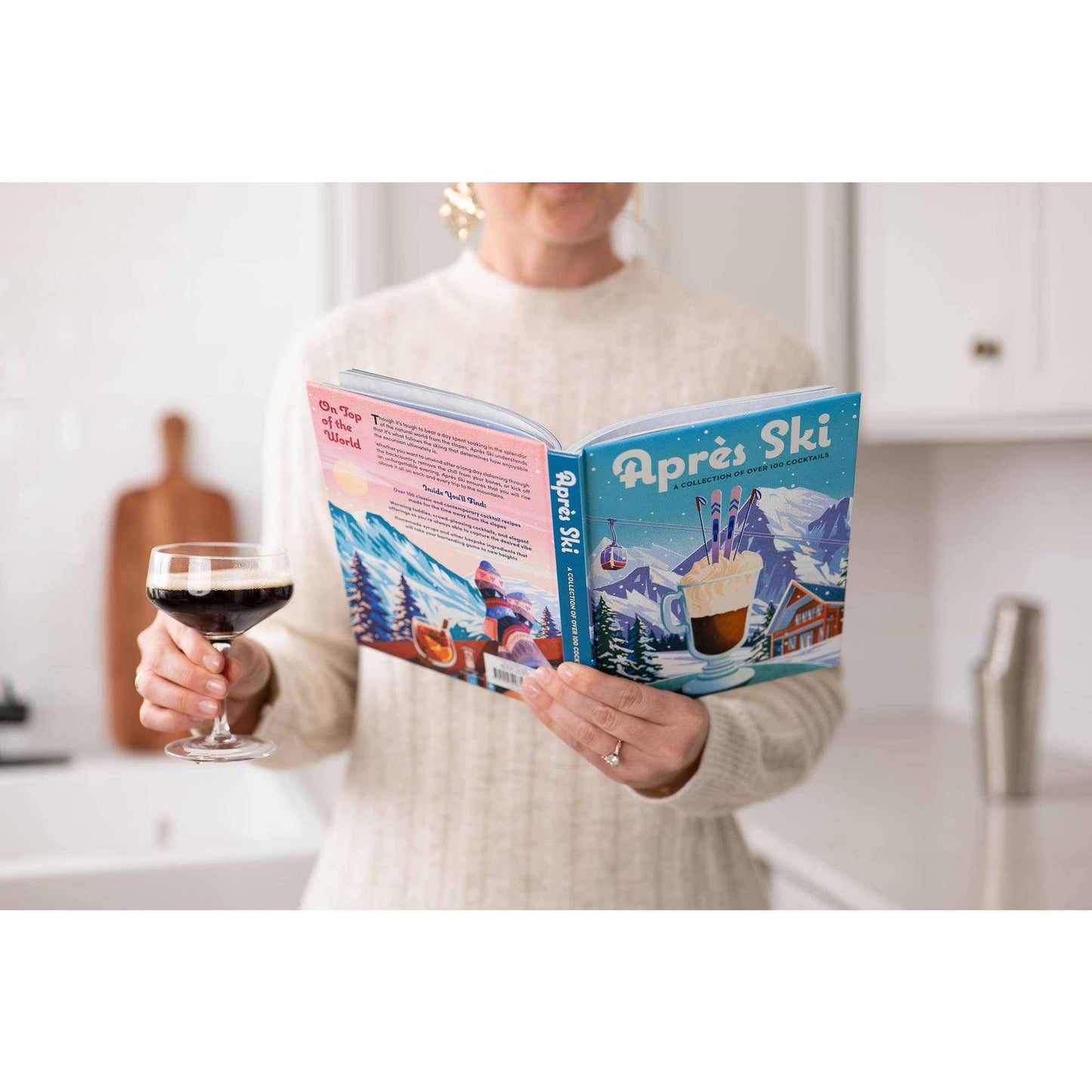 
                  
                    Après Ski: 100 Cozy Drinks to Warm Up Your Winter Hardcover Book - Curated Home Decor
                  
                