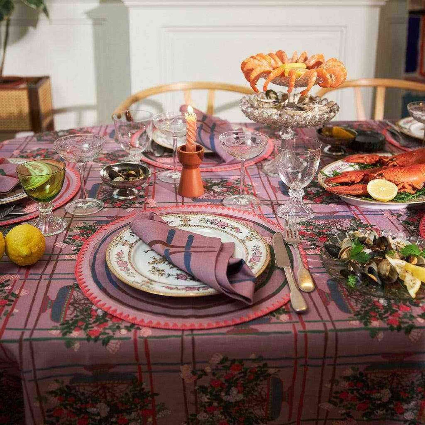
                  
                    Modern Stripe Cotton Napkins – Set of 6 - Curated Home Decor
                  
                