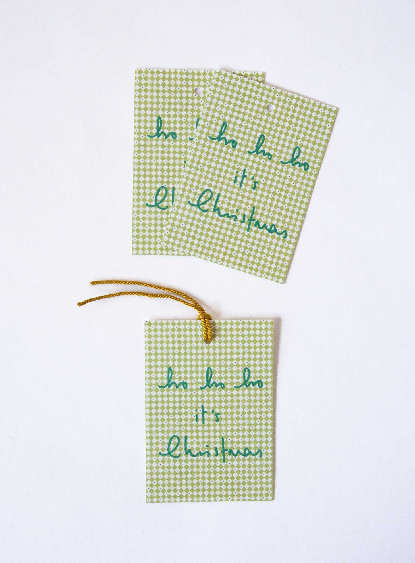 Set of 8 HO HO Diamond Green gift tags with festive diamond pattern and handwritten style text, FSC-certified card, 10x7 cm, perfect for Christmas gifts and party favors