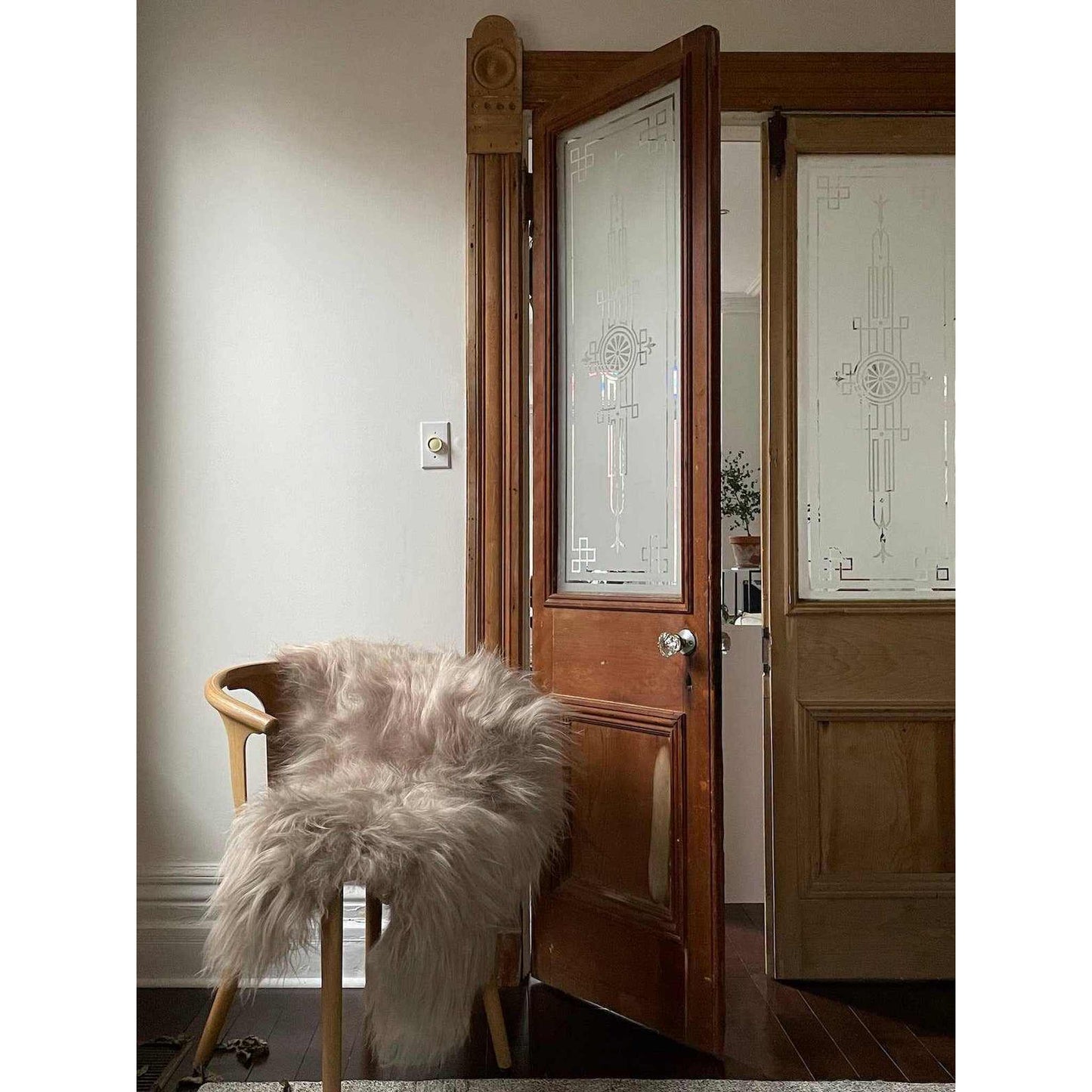 
                  
                    Nude Icelandic Sheepskin Throw Rug - Curated Home Decor
                  
                