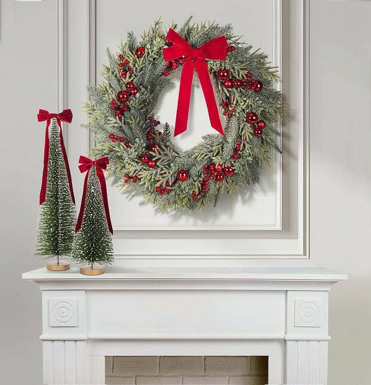 
                  
                    Small glitter bottle-brush tree with velvet bow, photo 3
                  
                