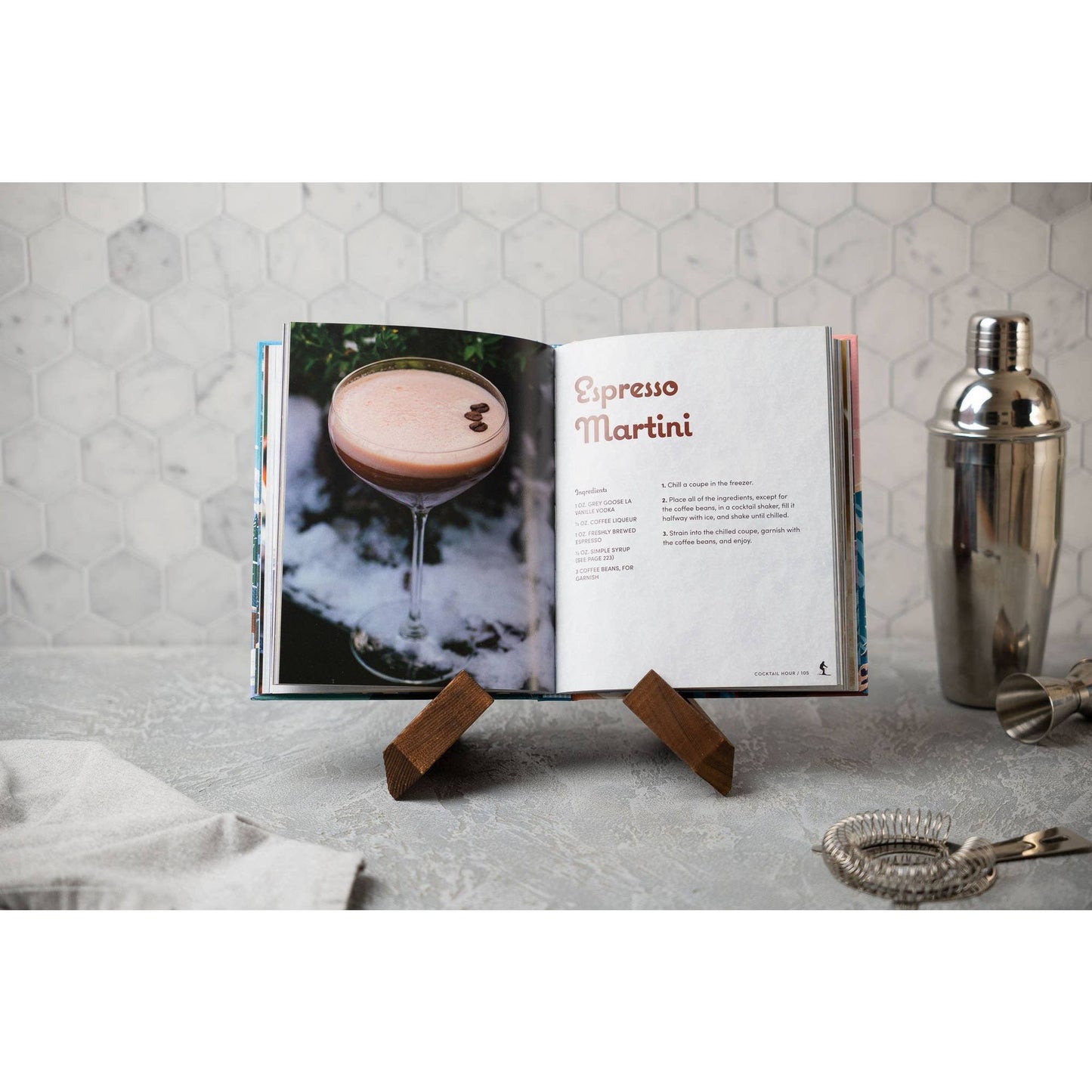 
                  
                    Après Ski: 100 Cozy Drinks to Warm Up Your Winter Hardcover Book - Curated Home Decor
                  
                