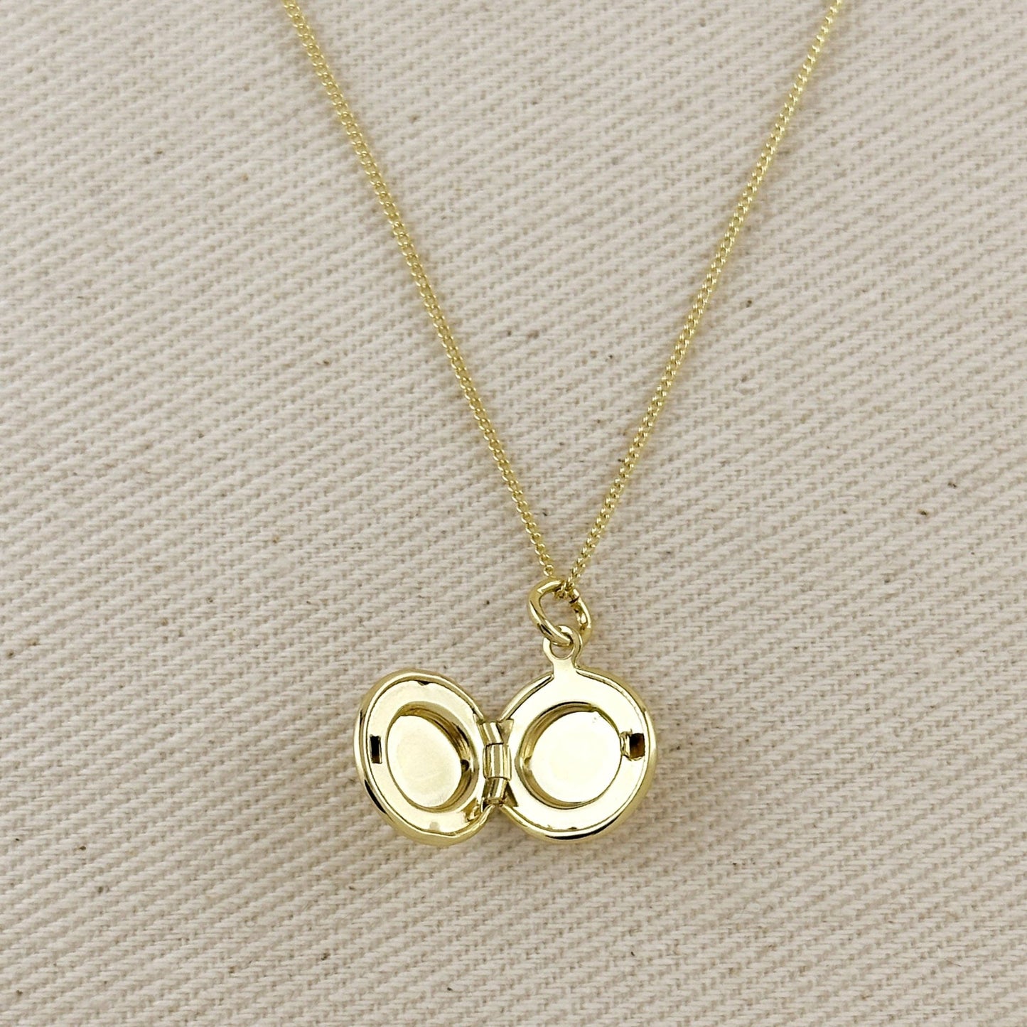 
                  
                    18k Gold Filled Round Locket Necklace - Curated Home Decor
                  
                