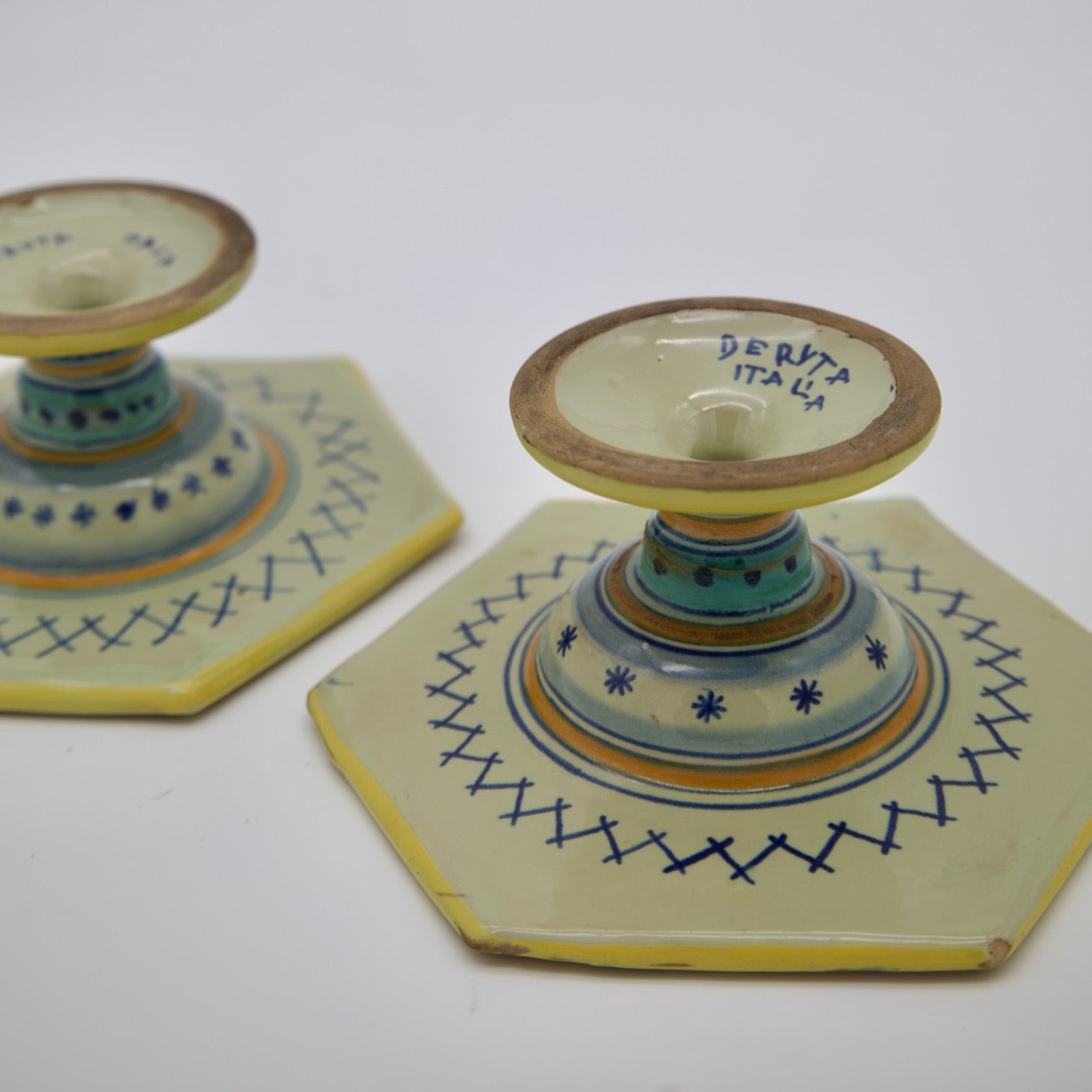 Vintage Set of 2 Italian Provincial Deruta Hand-Painted Ceramic Holders