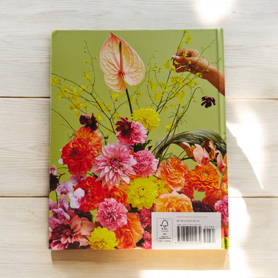 Flowering -A Modern Guide to Playful Flower Arranging