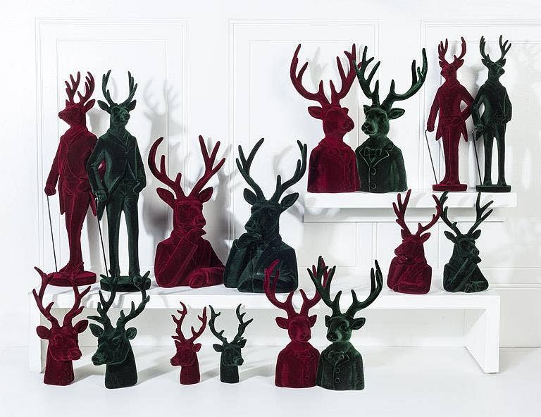 Small flocked resin stag head in burgundy, photo 2