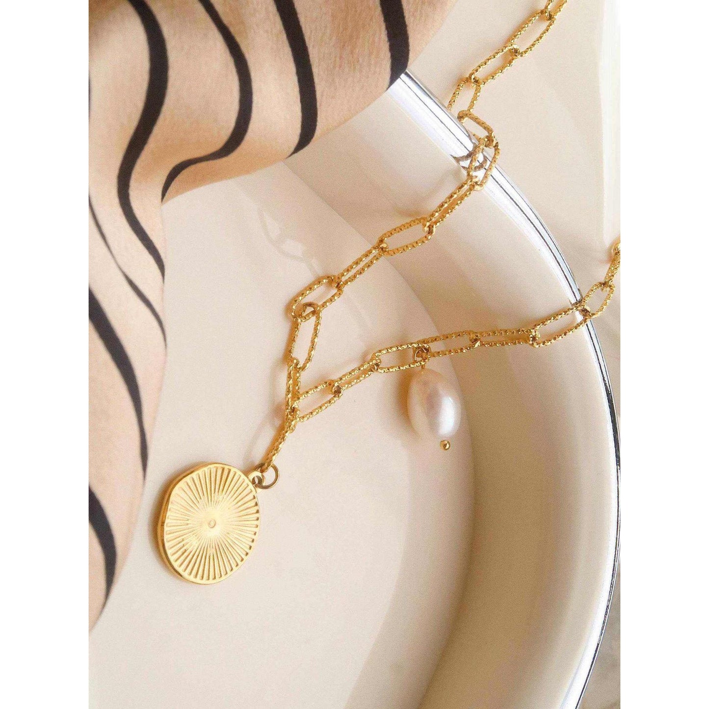 
                  
                    Isaline Gold 18K Gold Non - Tarnish Coin Chain Necklace - Curated Home Decor
                  
                