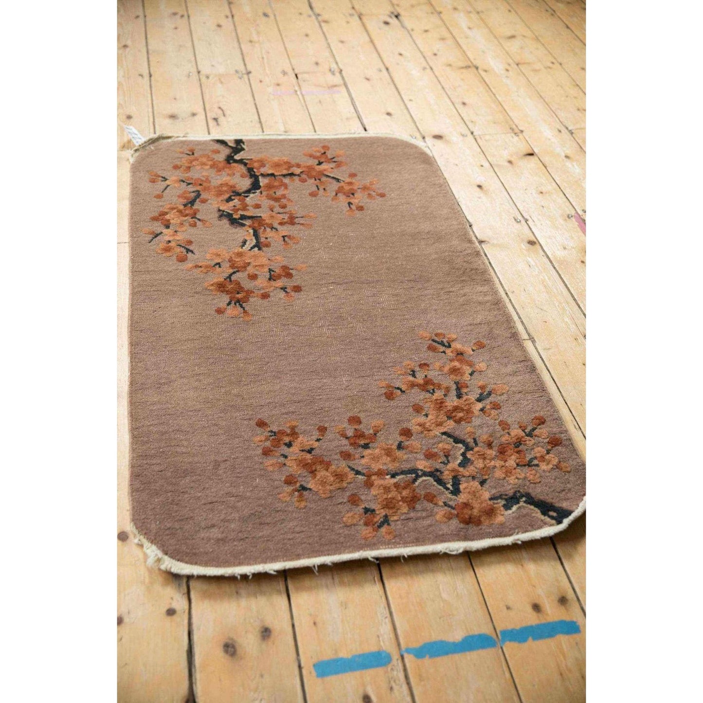 
                  
                    Vintage Dusty Mauve Art Deco Rug – Collected Accent (2’6” x 4’3”) - Curated Home Decor
                  
                