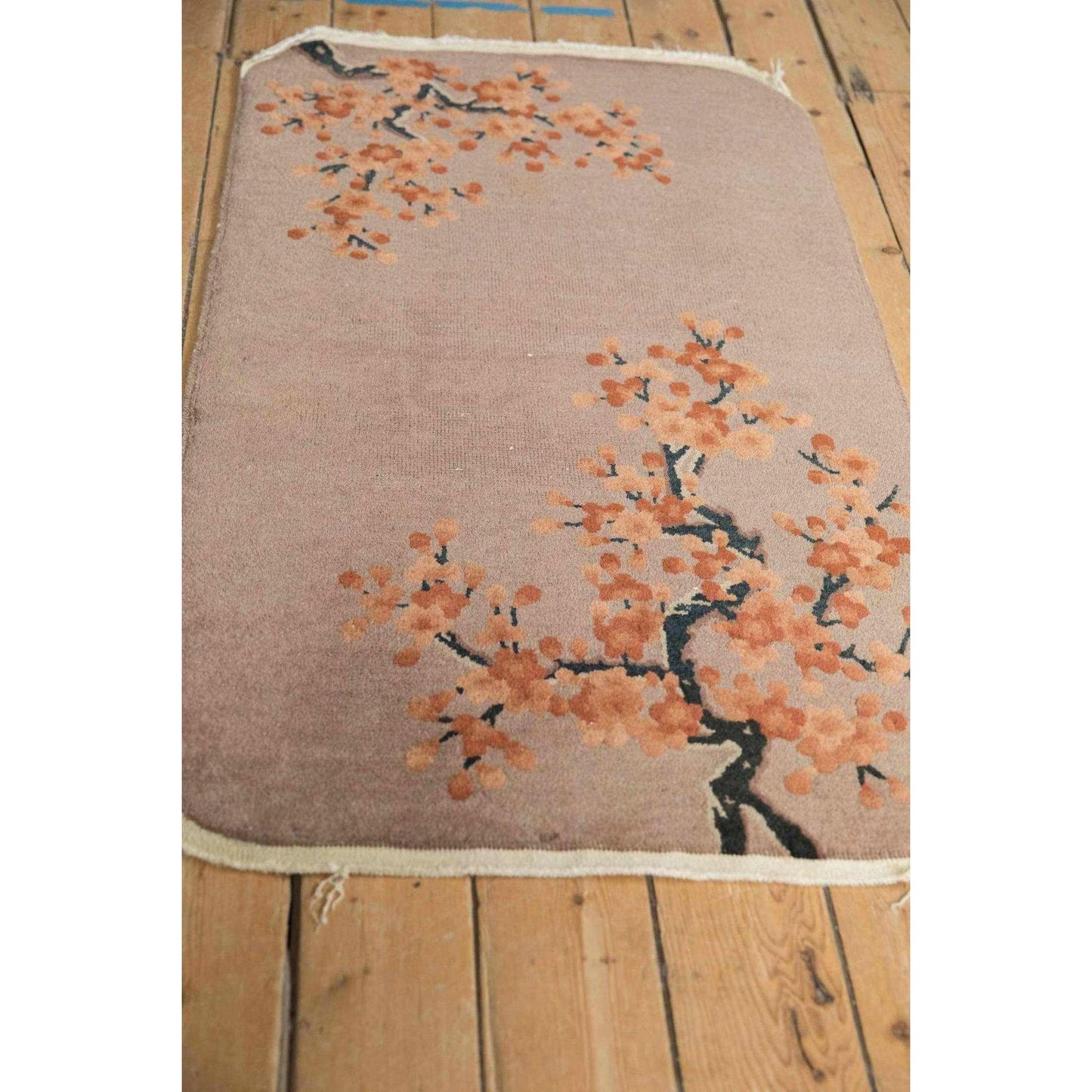 
                  
                    Vintage Dusty Mauve Art Deco Rug – Collected Accent (2’6” x 4’3”) - Curated Home Decor
                  
                