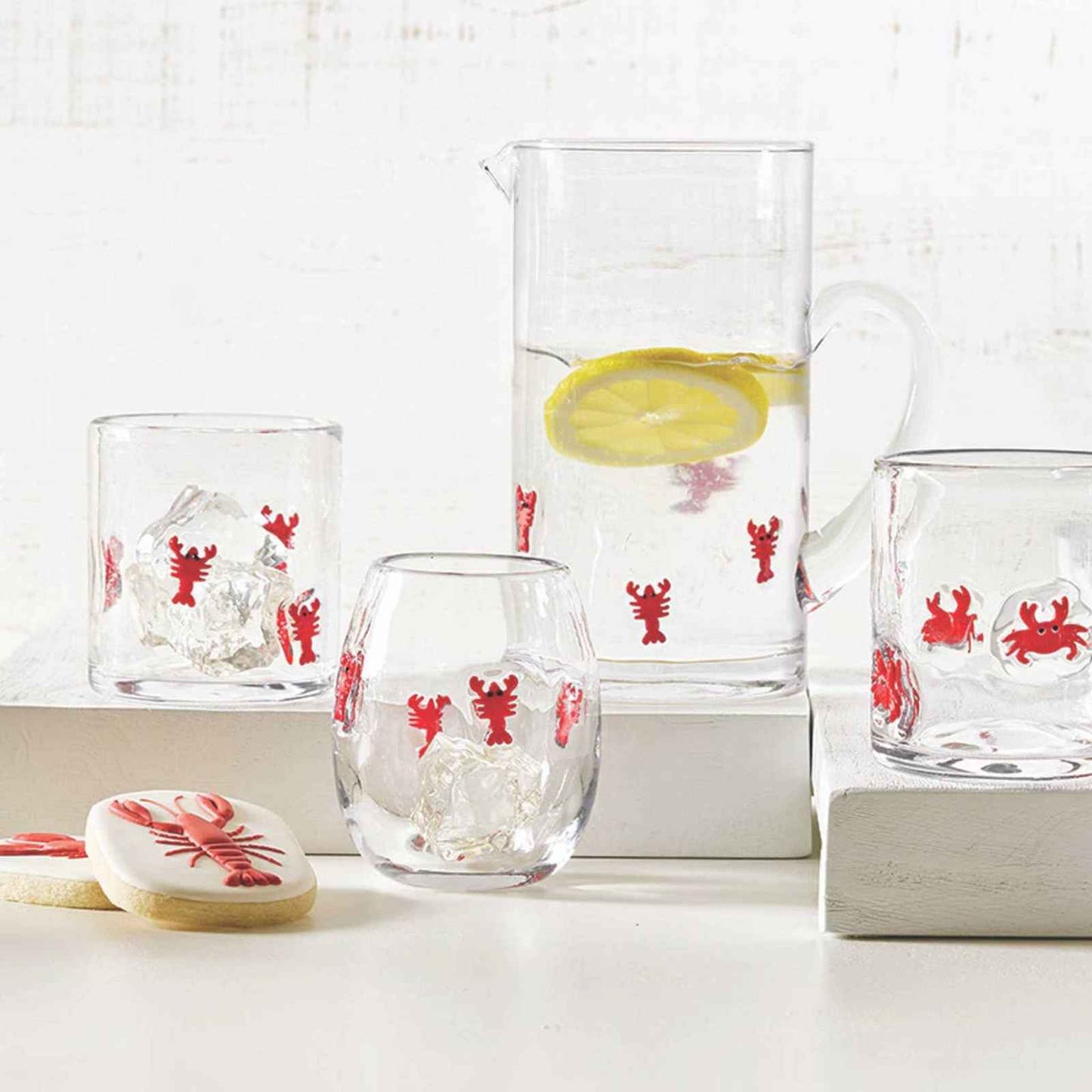 Clear Lobster Icon Glass DOF with wide base and thick walls for cocktails and mocktails
