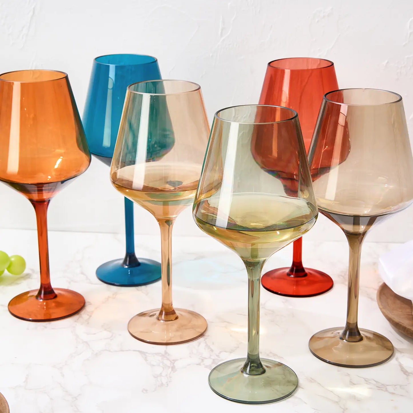 European Style Acrylic Wine Glass – Curated Home Decor