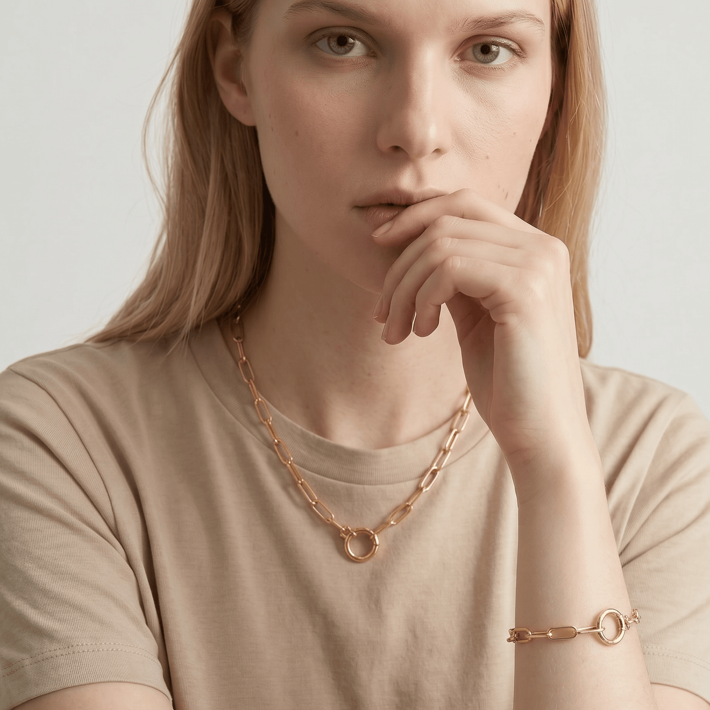 
                  
                    18k Gold Filled Paperclip Chain With Round Clicker Clasp Bracelet: 7 inches - Curated Home Decor
                  
                