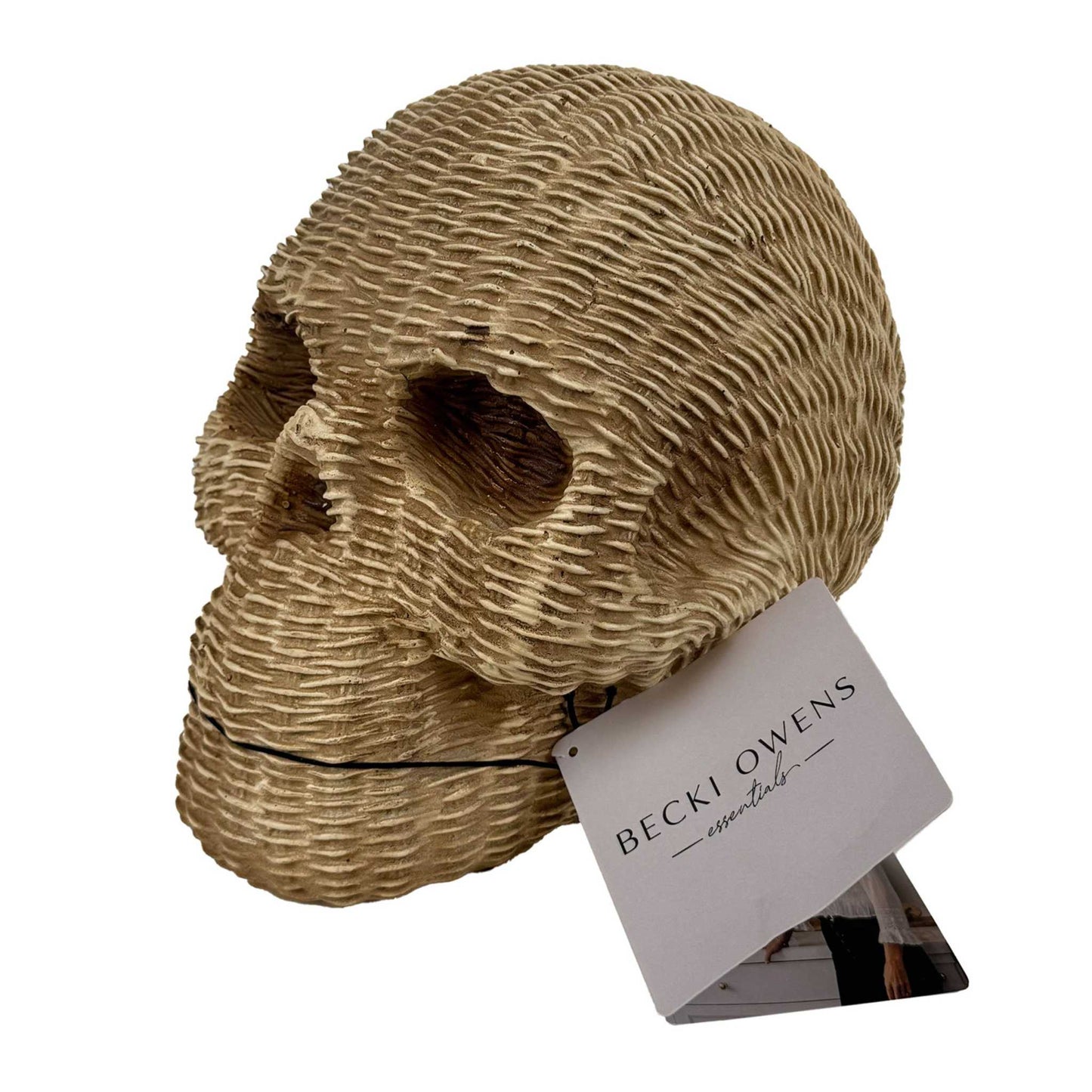 
                  
                    Wicker-look resin decorative skull in khaki with handwoven texture and freestanding design
                  
                