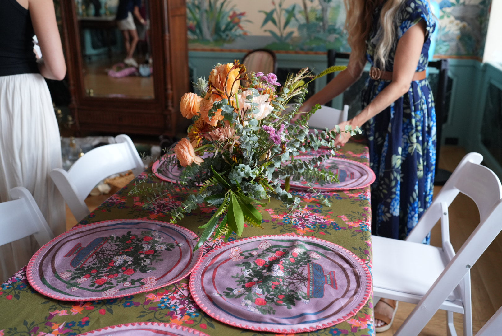 Tablescape at Villa Terrace with floral centerpiece
