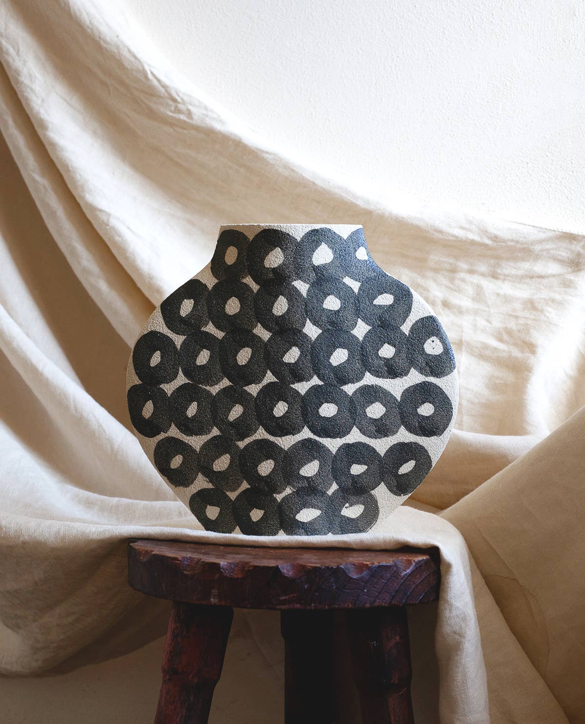 Ceramic Vase ‘Rounds Pattern’ - Curated Home Decor