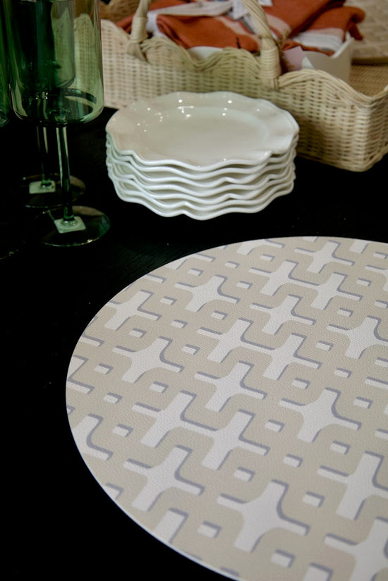 Pebble Round Placemat - Curated Home Decor