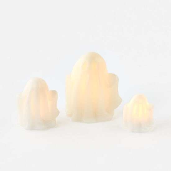 Set of 3 flameless ghost candles with wax exterior and LED light in varying sizes
