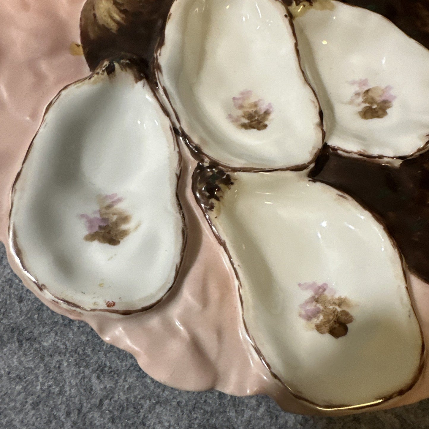 
                  
                    Haviland Limoges oyster plate detail
                  
                