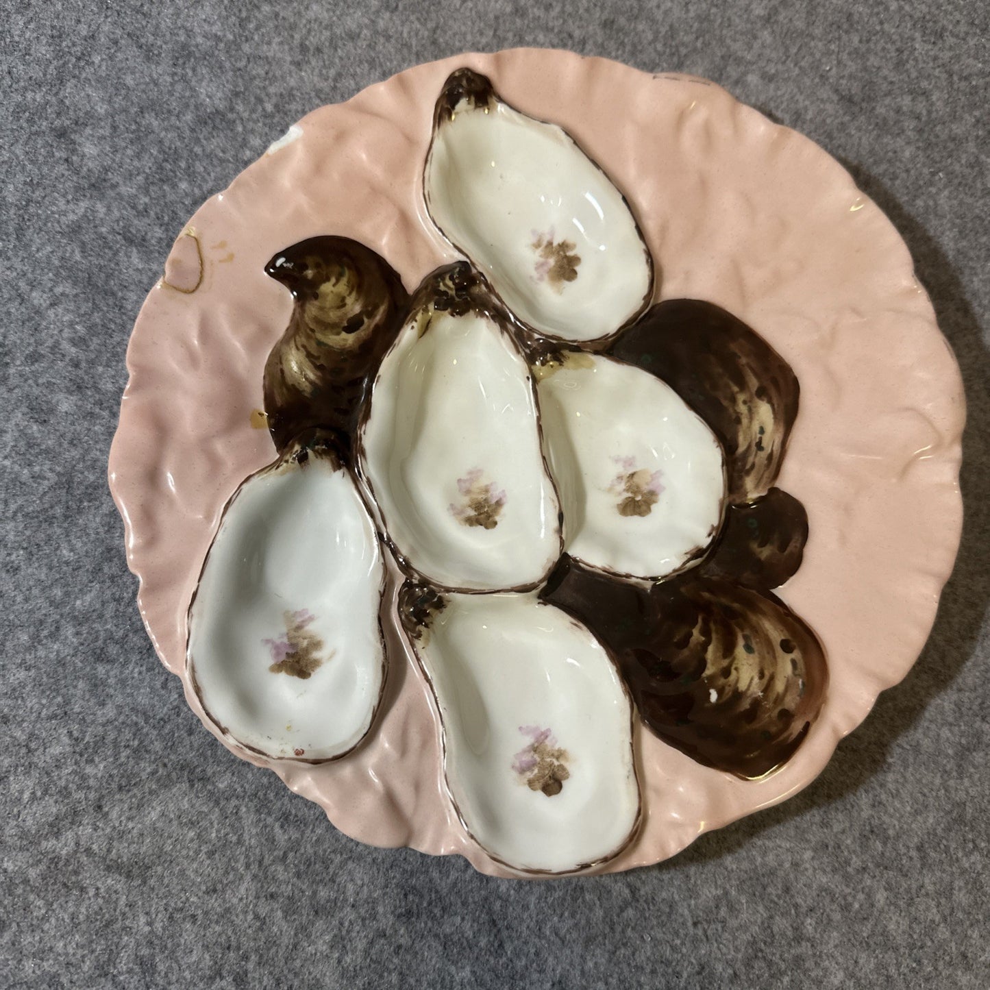 
                  
                    Antique Haviland Limoges pink turkey oyster plate, top view
                  
                