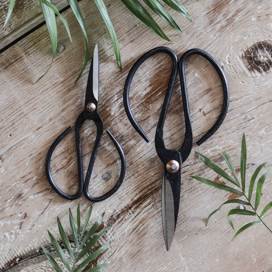 Black Metal Scissors | Vintage Inspired Shears - Curated Home Decor