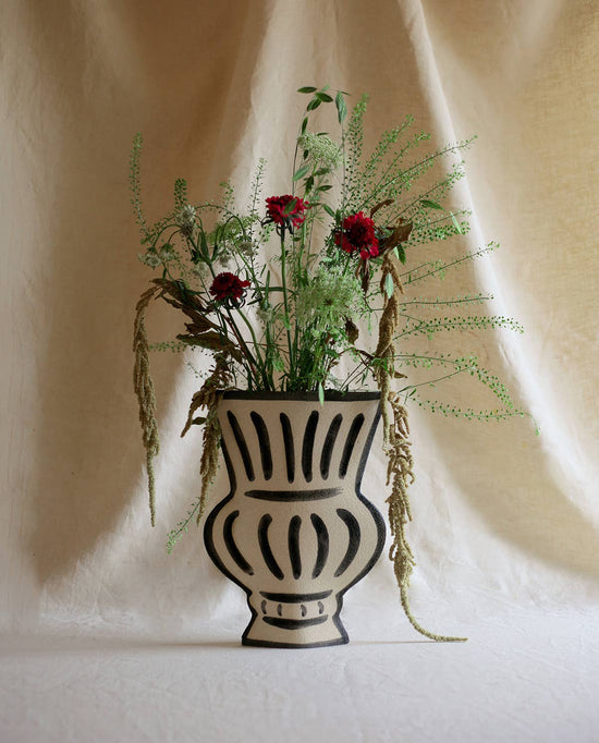 Ceramic Vase ‘Volute'